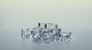 Ледяные кубики для лица с секретными ингредиентами