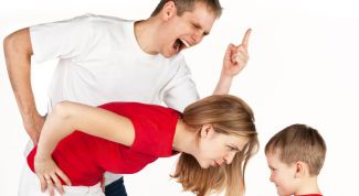 Что делать, если родители кричат на ребенка в вашем присутствии