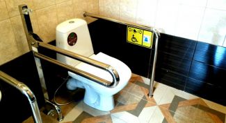 Туалет для инвалидов: домашние переносные приспособления