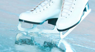 В каких коньках вам будет удобно на льду