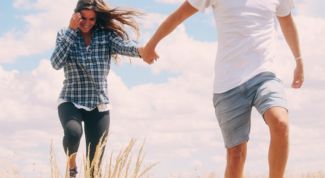 10 вещей, которые никогда не делают счастливые пары
