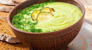Как приготовить суп-пюре из кабачков с базиликом 