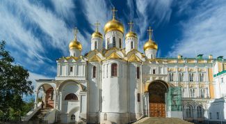 Благовещенский собор Московского Кремля: история, описание, иконы и росписи