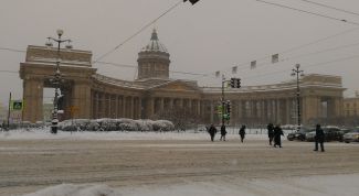 Приезжать в Санкт-Петербург зимой или нет