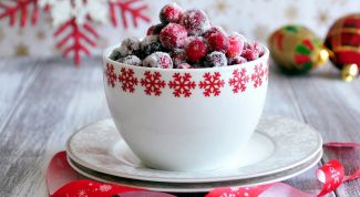Клюква под снегом – простой и полезный зимний десерт
