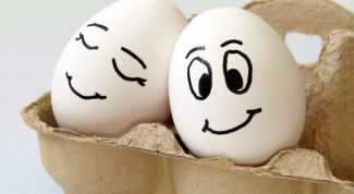 Как определить, свежее яйцо или нет в магазине и дома