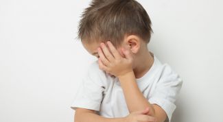 Аутист-ребенок: признаки, симптомы, причины