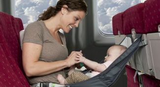 Перелет с детьми в самолете: как сделать комфортным