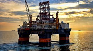 Как ищут нефть в океане