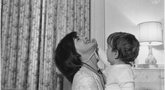 Удивительная жизнь Жаклин Кеннеди
