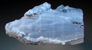 Камень ангелов: голубой ангидрит