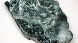 Серафинит: внешний вид и свойства камня