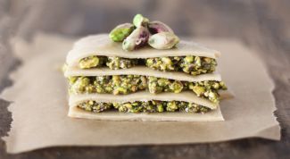 Фисташковая прослойка