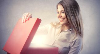 Картинка по теме - как и что подарить своей второй половинке