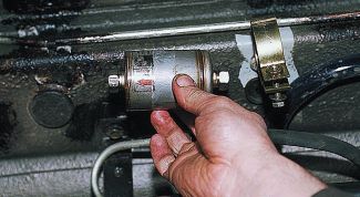 Картинка по теме - как заменить топливный фильтр