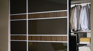 Картинка по теме - как собрать шкаф-купе