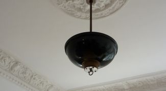 Картинка по теме - как смыть с потолка побелку