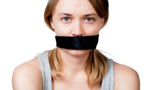 Картинка по теме - как заставить женщину молчать