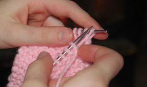 Картинка по теме - как связать шапку новичку