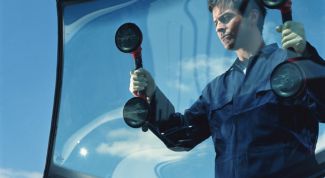 Картинка по теме - как заменить лобовое стекло