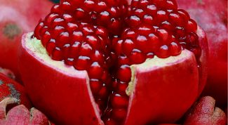 Картинка по теме - как чистить гранат