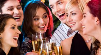 Картинка по теме - как отметить новый год с друзьями