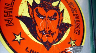 Картинка по теме - как снять наклейки