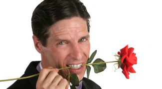 Картинка по теме - как понять, влюблен мужчина или нет