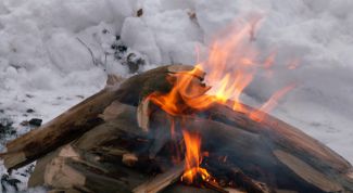 Картинка по теме - как разжечь огонь