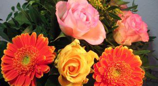 Картинка по теме - как дарить цветы