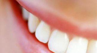 Картинка по теме - как удалить налет на зубах