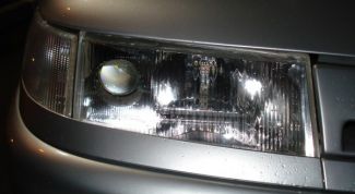 Картинка по теме - как снять стекла с фар