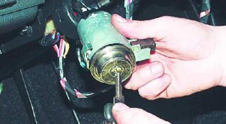 Картинка по теме - как заменить замок зажигания