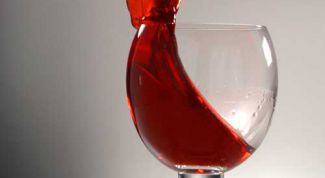 Картинка по теме - как отстирать вино