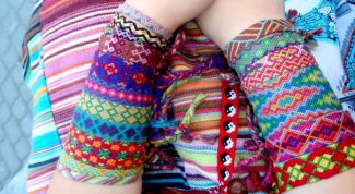 Картинка по теме - как делать фенечки из ниток?