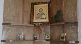 Картинка по теме - как вешать икону