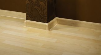 Картинка по теме - как подобрать плинтус