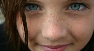 Картинка по теме - как избавиться от веснушек навсегда