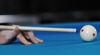 Картинка по теме - как выбрать кий для бильярда