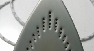 Картинка по теме - как почистить подошву утюга