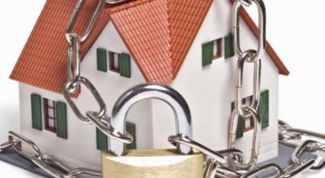 Картинка по теме - как обезопасить квартиру