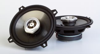 Картинка по теме - как подключать колонки к усилителю