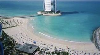 Картинка по теме - как одеваться в оаэ