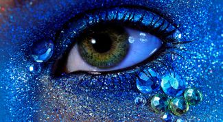 Картинка по теме - как наклеивать стразы