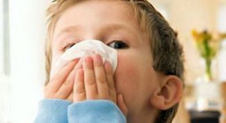 Картинка по теме - как остановить кровотечение из носа