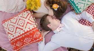 Картинка по теме - как отметить 1 год свадьбы