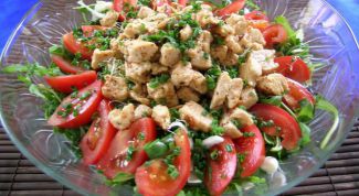 Картинка по теме - как готовить салат с белым куриным мясом