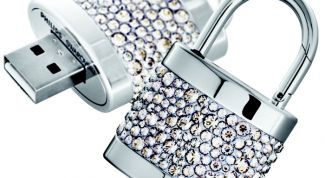 Картинка по теме - как вытащить карту памяти