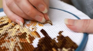 Картинка по теме - как вышивать крестом