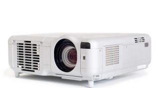 Картинка по теме - как подключить к ноутбуку проектор